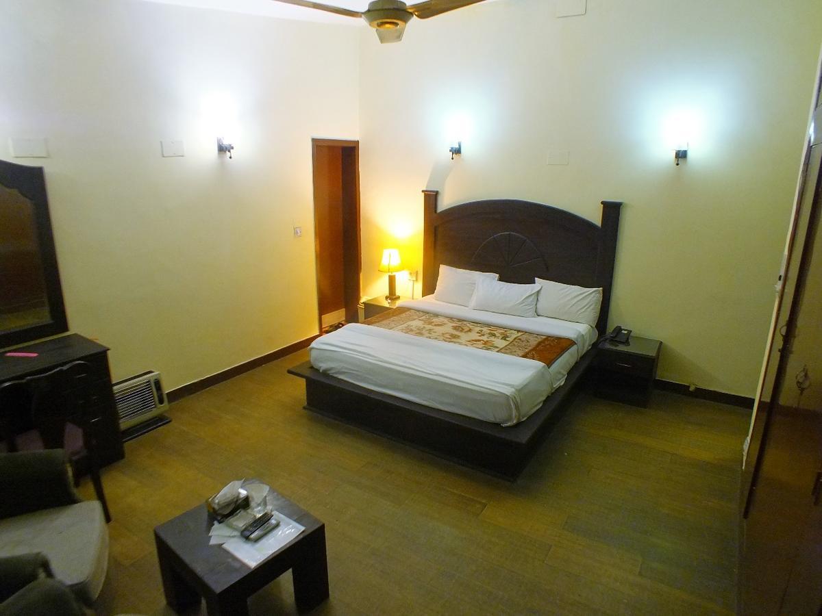 Capetown Guest House อิสลามาบัด ภายนอก รูปภาพ